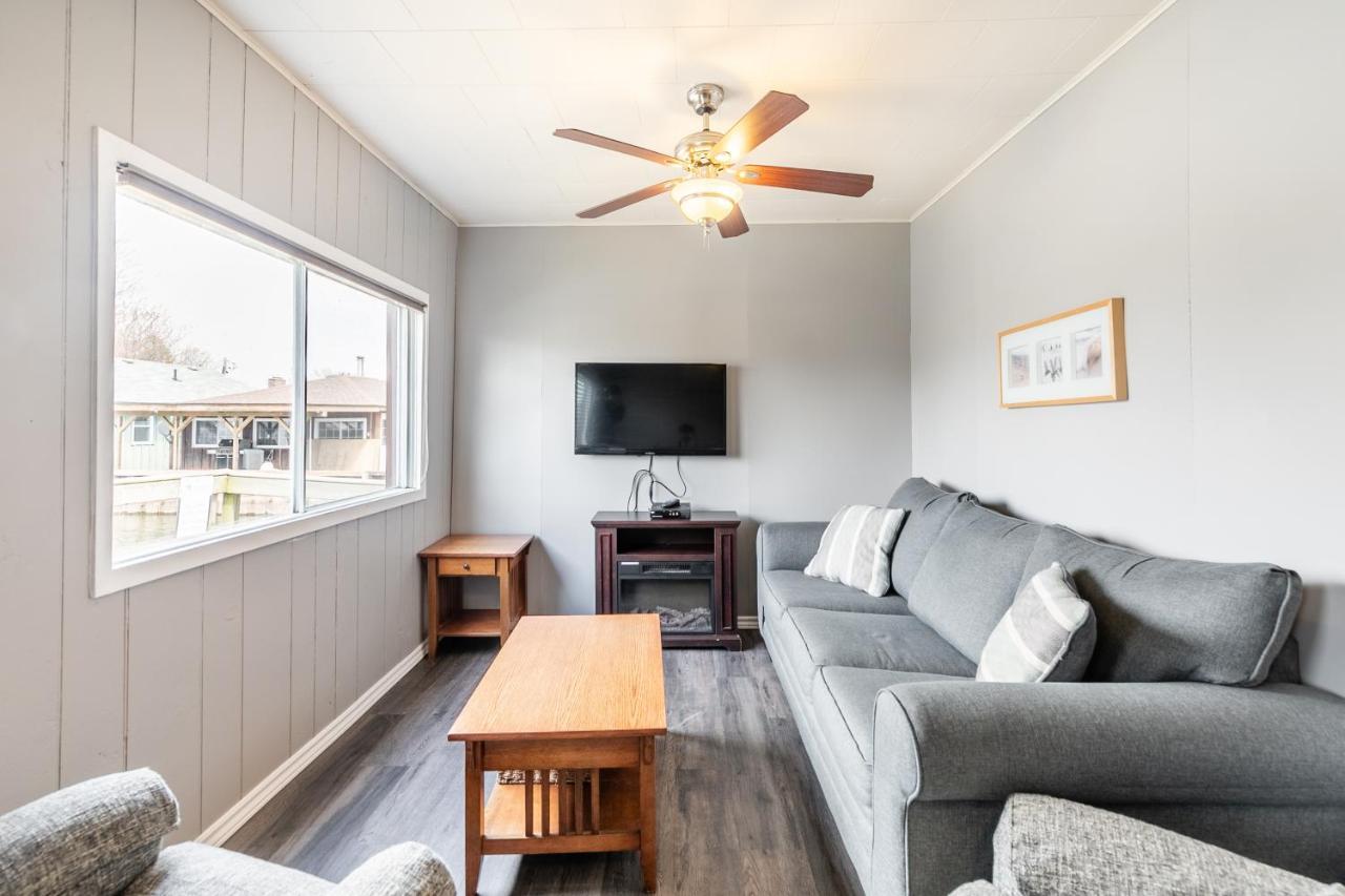 Bayside Cottage Rentals Port Rowan 外观 照片