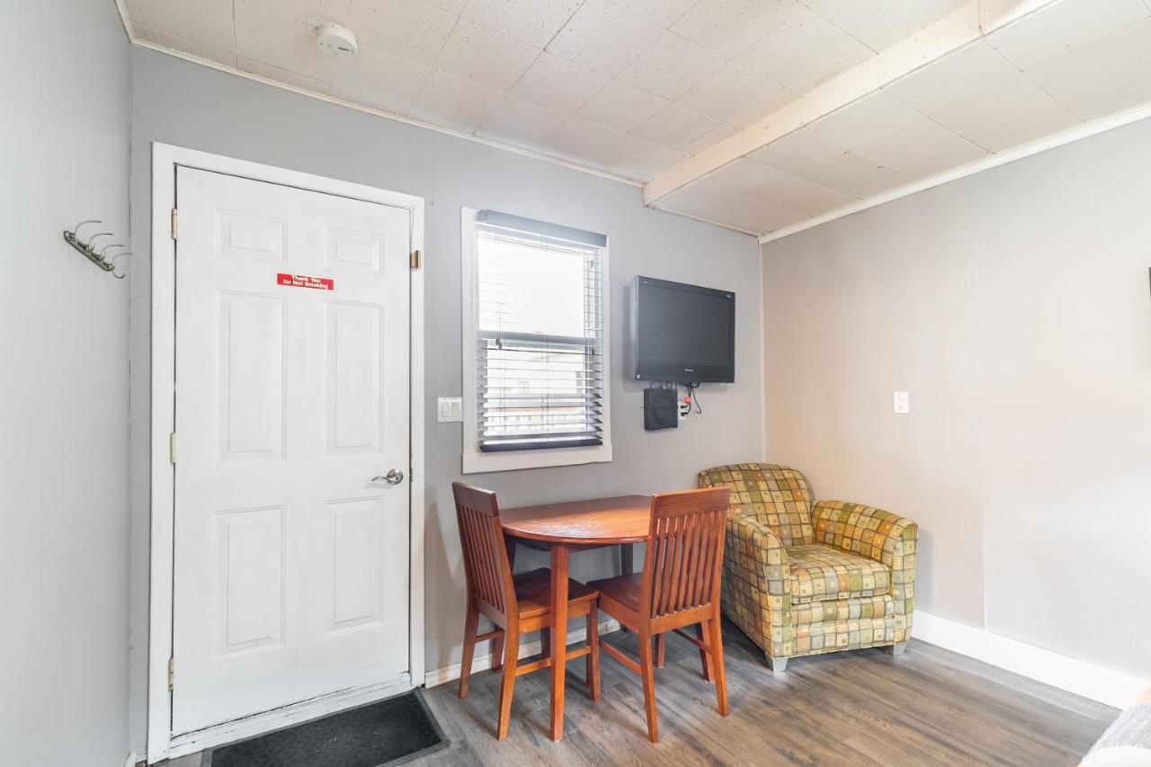 Bayside Cottage Rentals Port Rowan 外观 照片