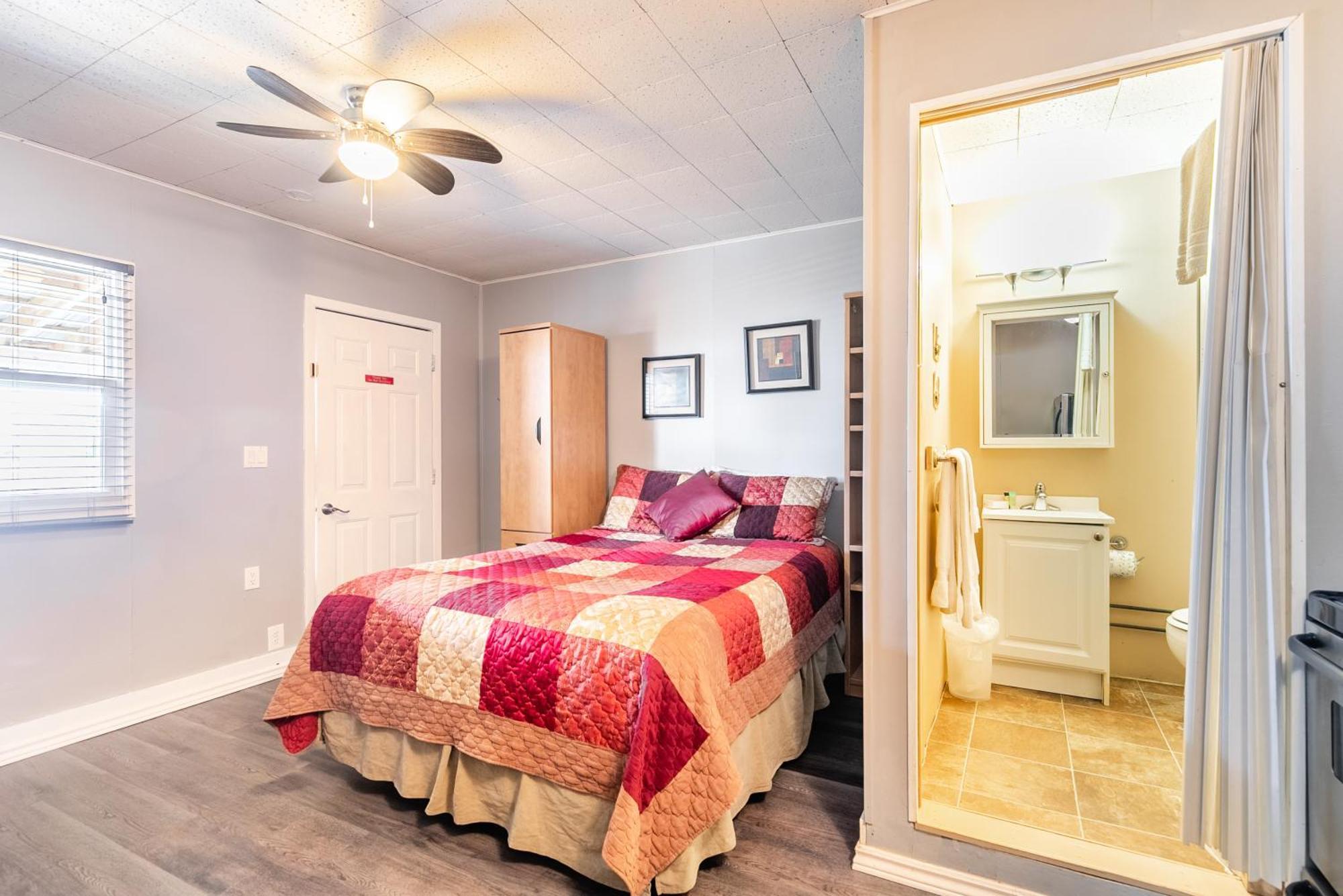 Bayside Cottage Rentals Port Rowan 外观 照片