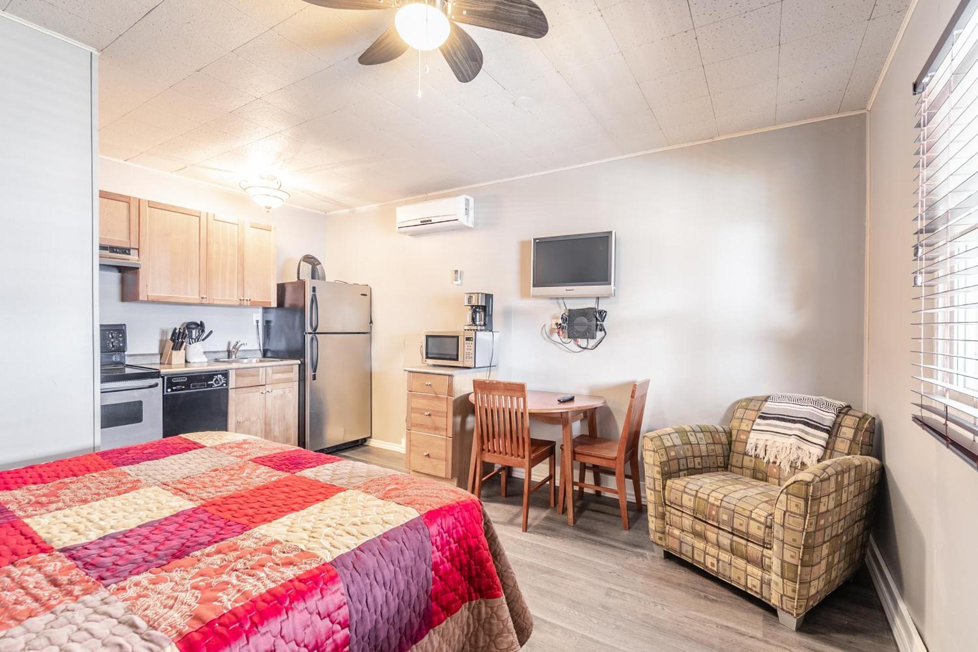Bayside Cottage Rentals Port Rowan 外观 照片